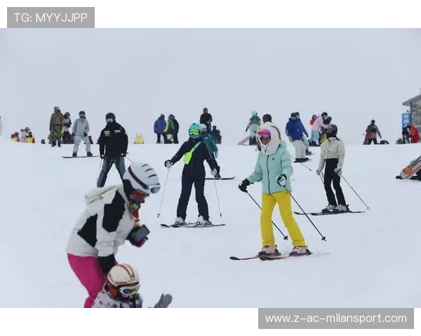 北京国际冰雪节吸引众多运动爱好者，冰雪运动深入人心，2021北京国际冰雪运动展览会